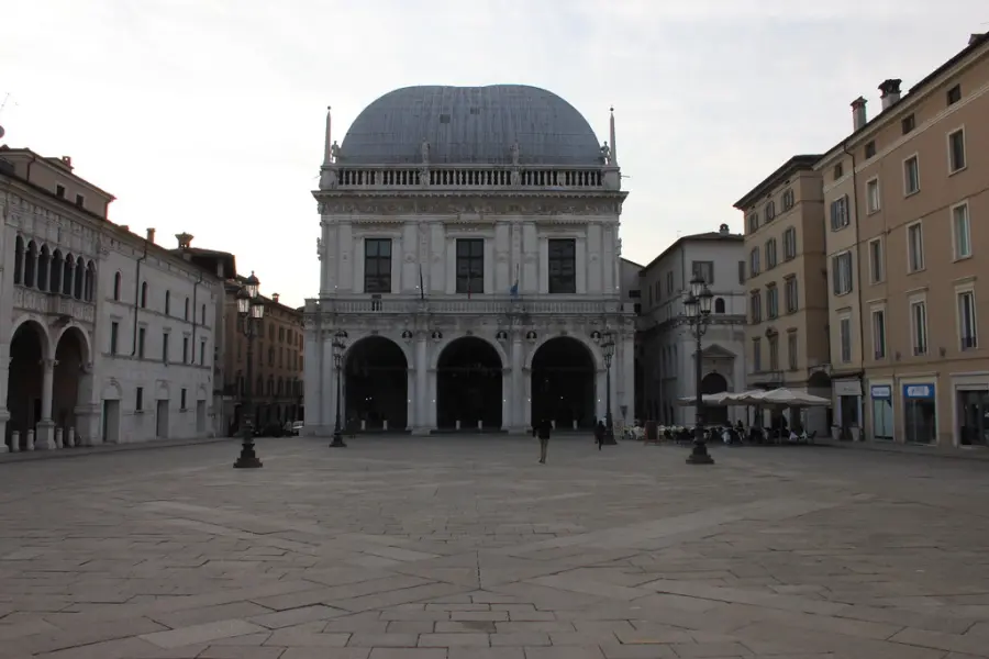 Referendum costituzionale 2026, a Brescia voto il 22 e 23 marzo con aperture straordinarie degli uffici