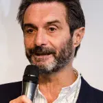 Minacce online al presidente Fontana, la solidarietà istituzionale di Stefani