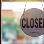 Brescia, chiuso per 30 giorni il bar “Zio Paperotto”: il locale ritenuto base per lo spaccio