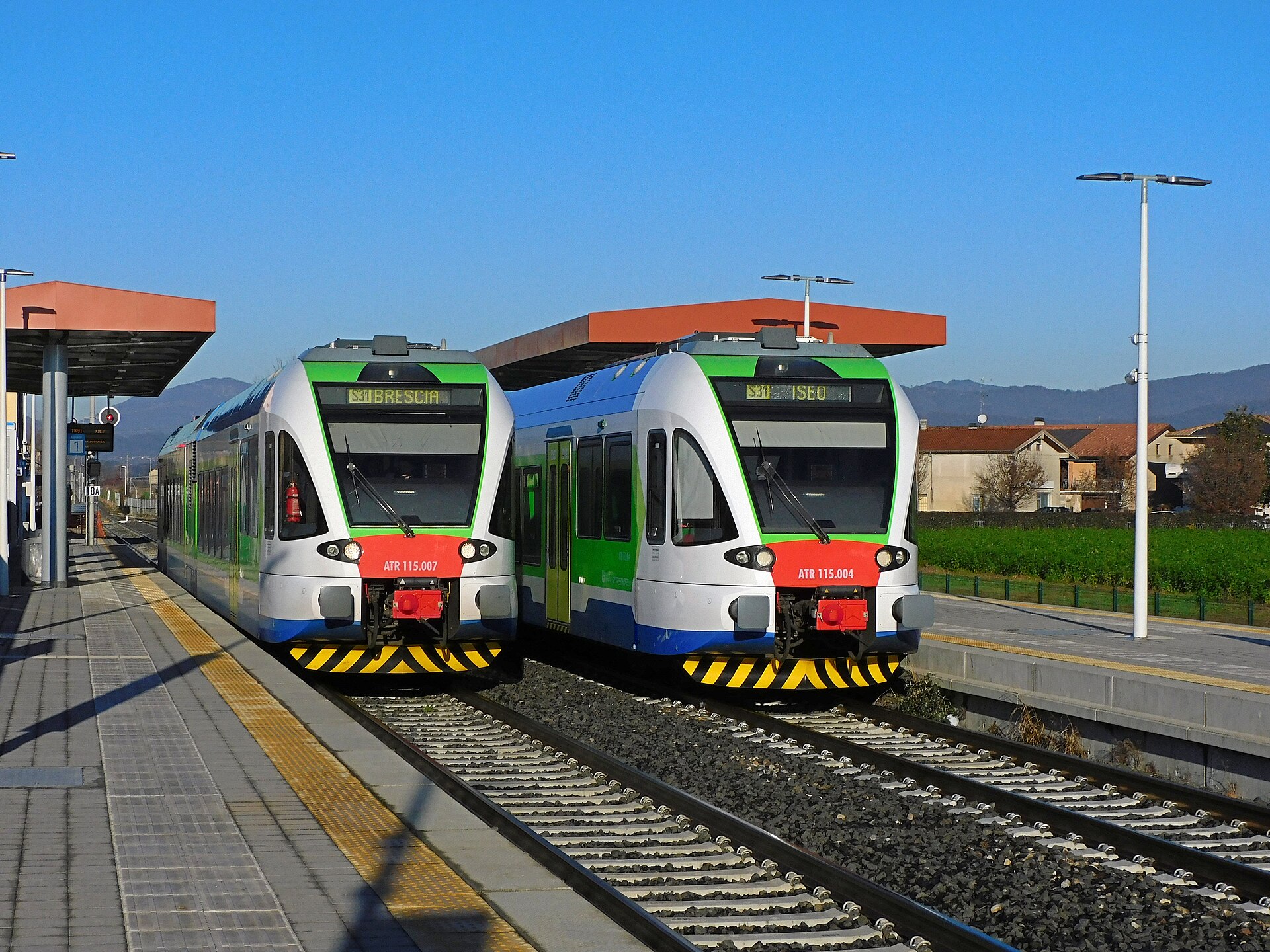 Brescia, controlli Polfer in stazione: 7 denunciati