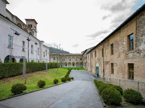 Brescia, teatro e musei portano la civiltà contadina a scuola