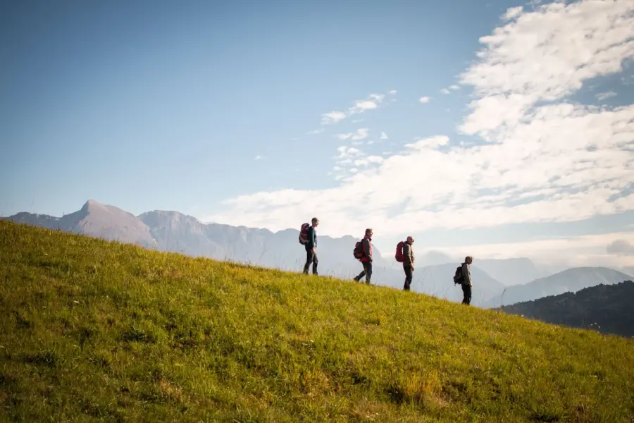 Trekking in Valcamonica: i sentieri piu belli tra boschi, laghi alpini e rifugi