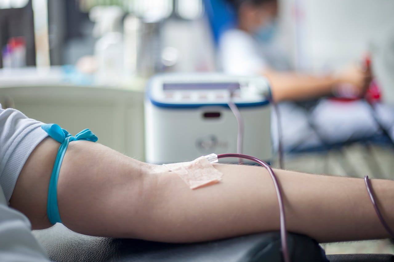 Brescia, 100 allievi donano sangue alla Maratona