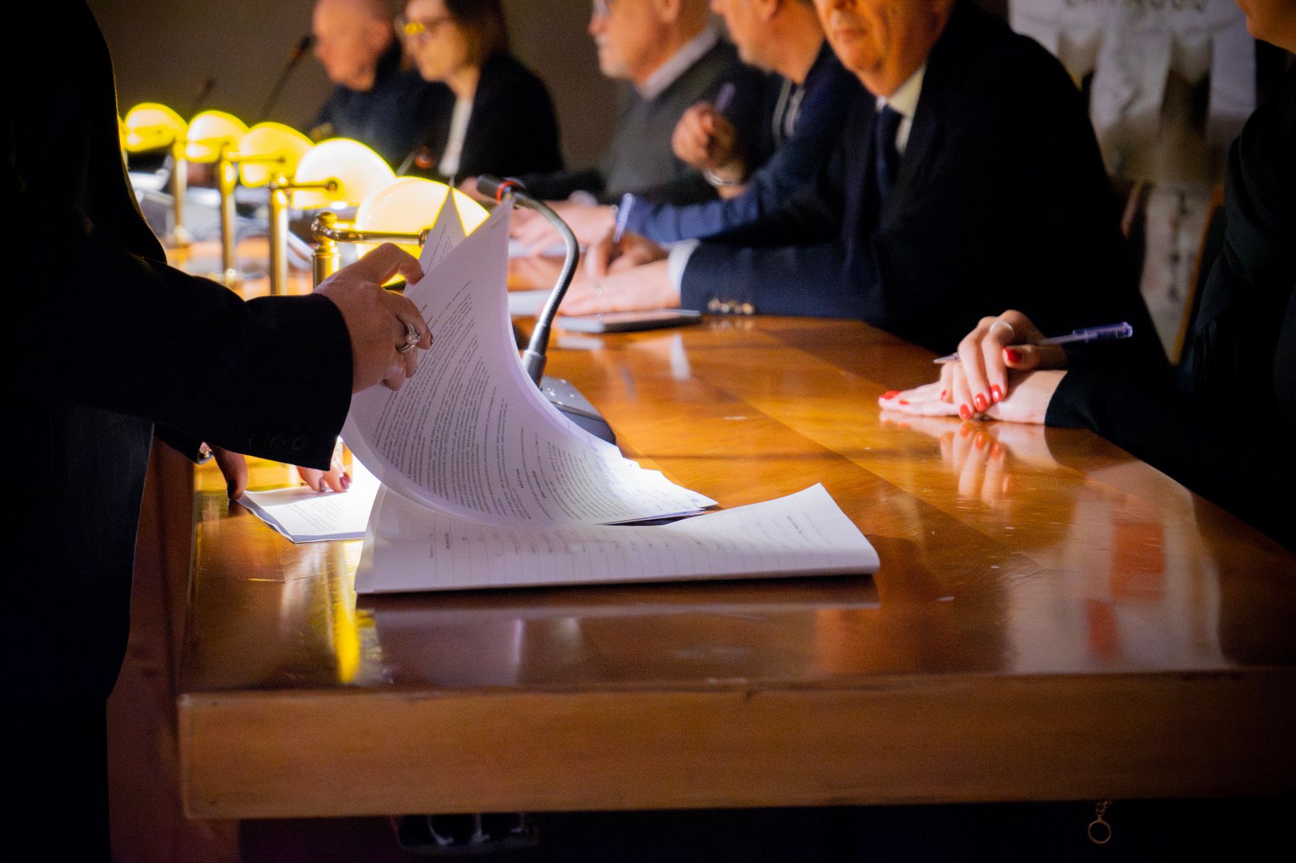 Brescia, Consiglio provinciale il 17 luglio: 13 punti