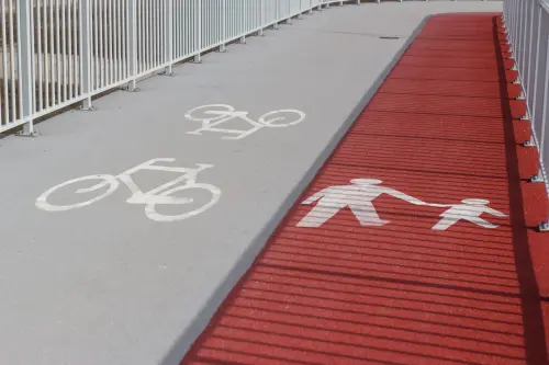 Brescia, riaperta la pista ciclopedonale sul Garza