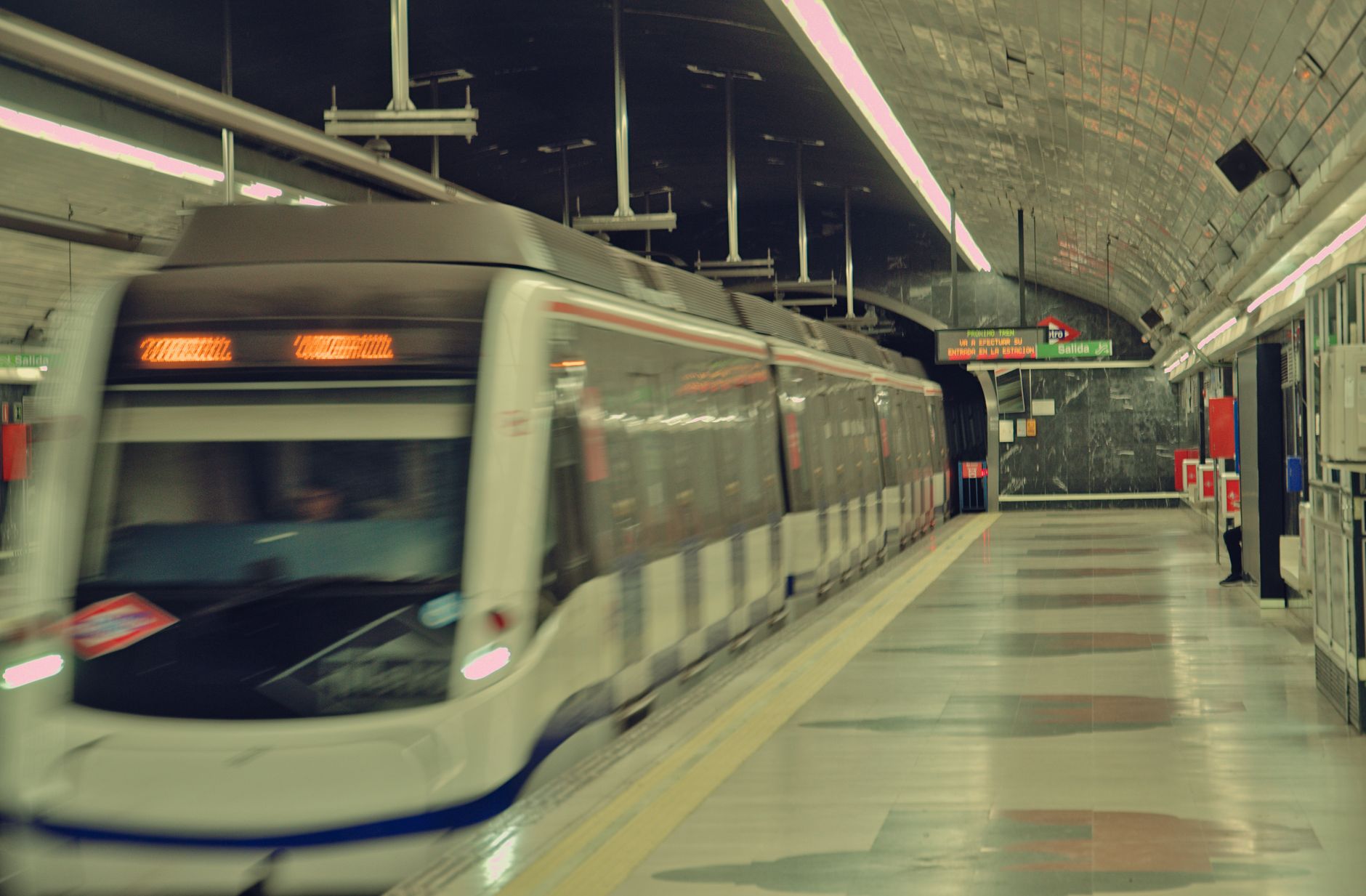 Brescia, alla stazione Volta arriva l’opera di Augustas Serapinas