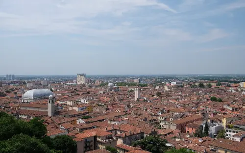 Aggressione armata in via Milano: arrestato a Brescia un 55enne per tentato omicidio